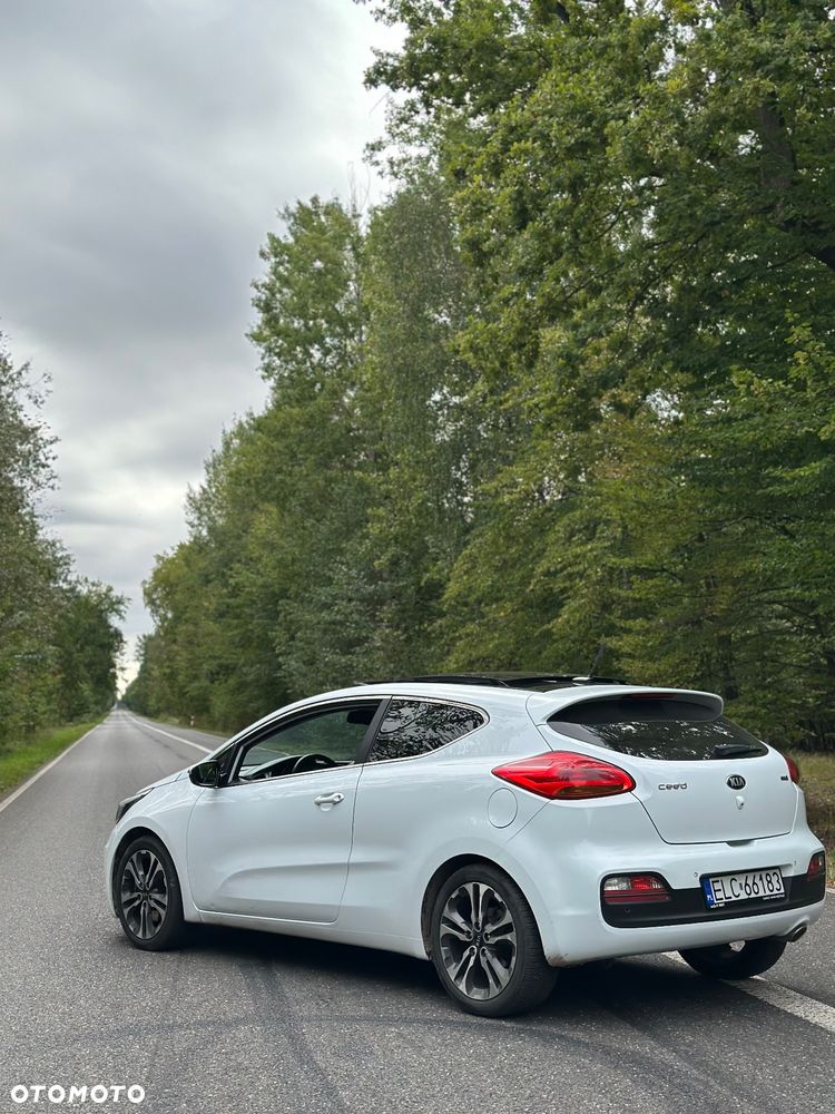 Kia Ceed - 17