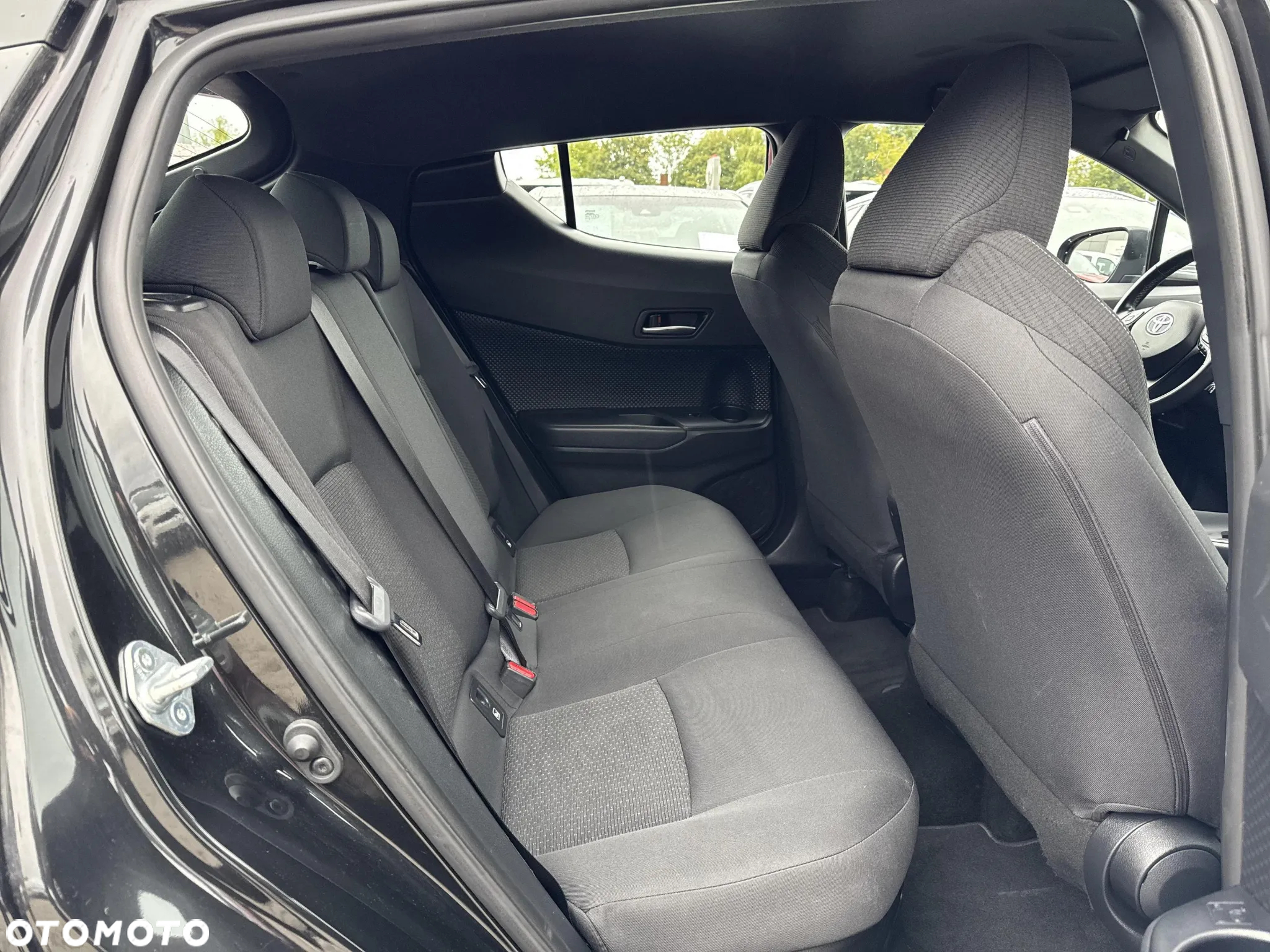Toyota C-HR 1.8 Hybrid Premium - 13