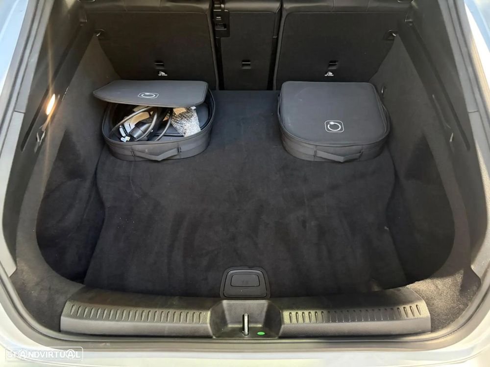 Mercedes-Benz CLA 250 e 8G-DCT AMG Line - 6
