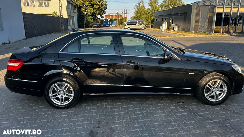 Mercedes-Benz E 220 CDI BlueEfficiency - 8