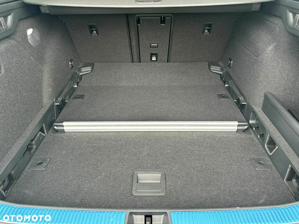 Volkswagen Passat - 23