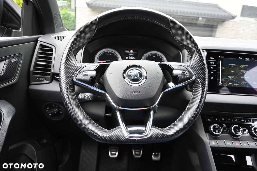 Skoda Karoq 2.0 TDI SCR Sportline - 30