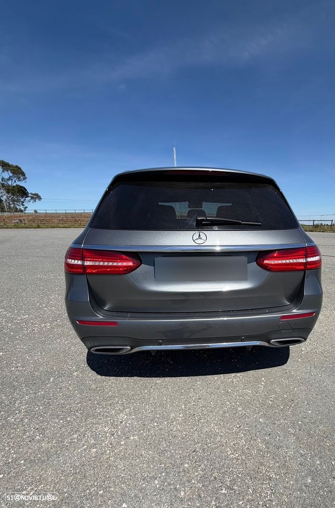Mercedes-Benz E 220 d AMG - 5