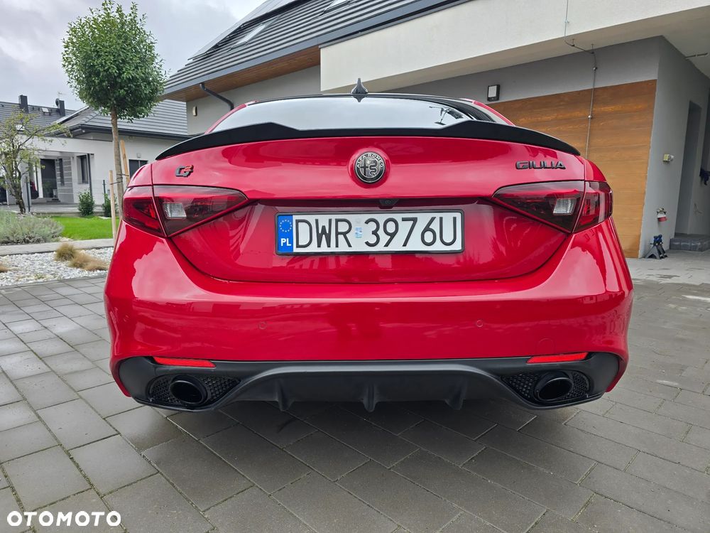 Alfa Romeo Giulia 2.0 Turbo 16V AT8 Veloce - 12