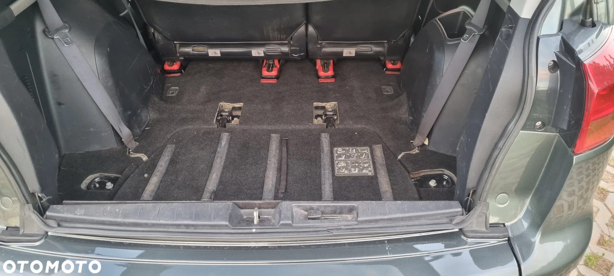 Peugeot 4007 2.2HDi Premium - 12