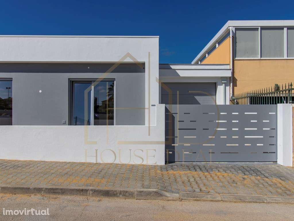 Moradia Isolada T4 com Piscina. Azeitão - Grande imagem: 2/25