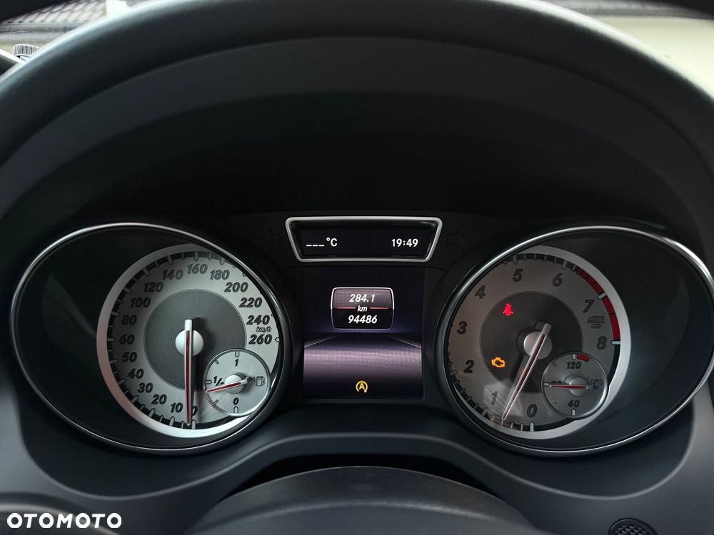 Mercedes-Benz GLA 200 AMG Line - 21