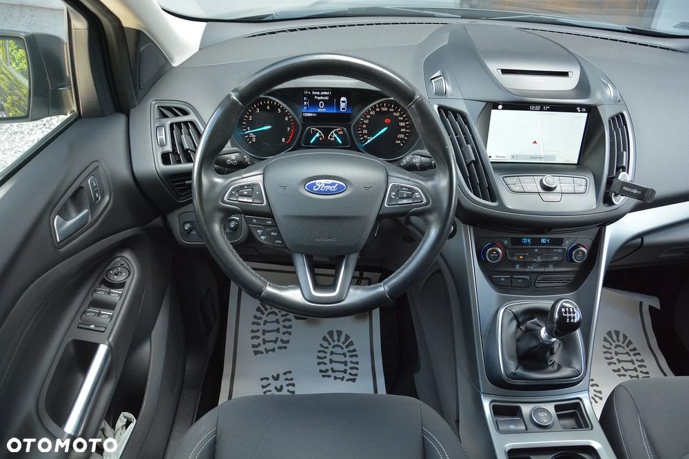 Ford Kuga - 16