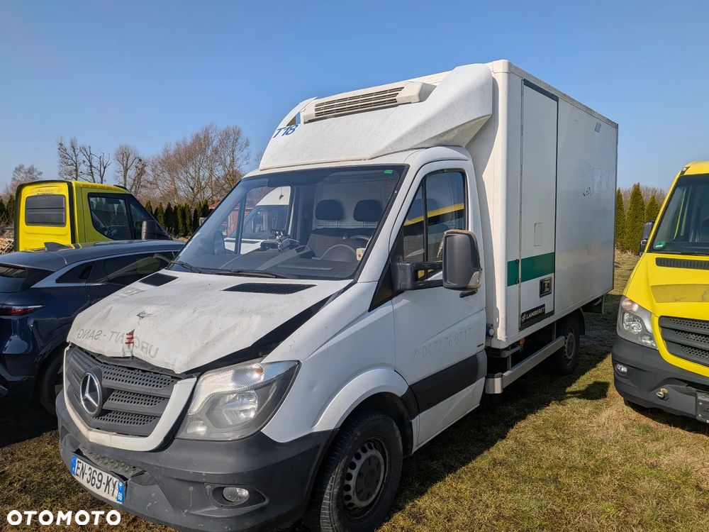 Mercedes-Benz Sprinter - 2
