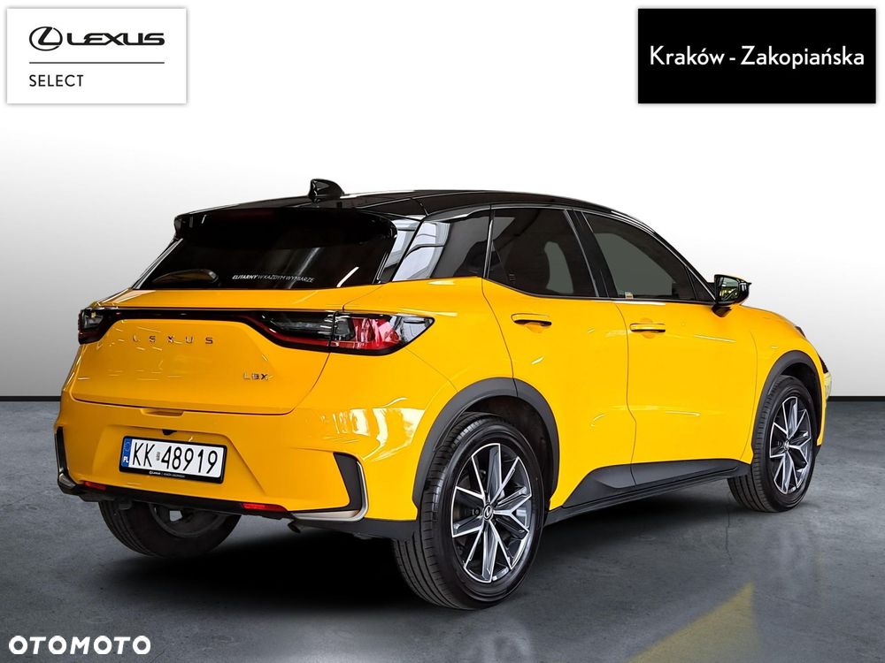 Lexus LBX 1.5 Hybrid Emotion - 10