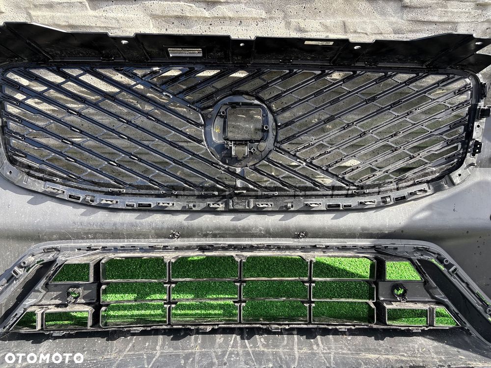 VOLVO XC60 II Lift R-Design Atrapa Grill - 7