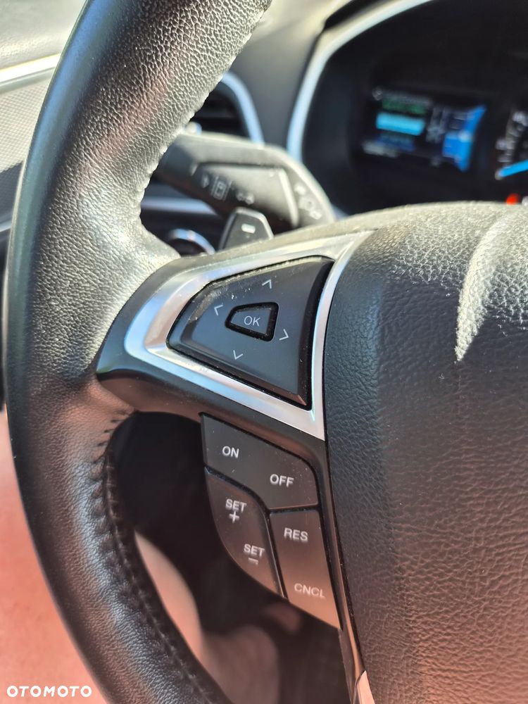 Ford Edge - 15