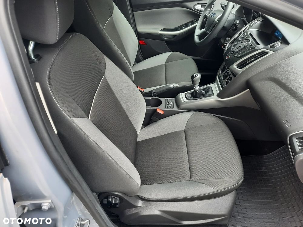 Ford Focus 1.6 TDCi Edition - 11