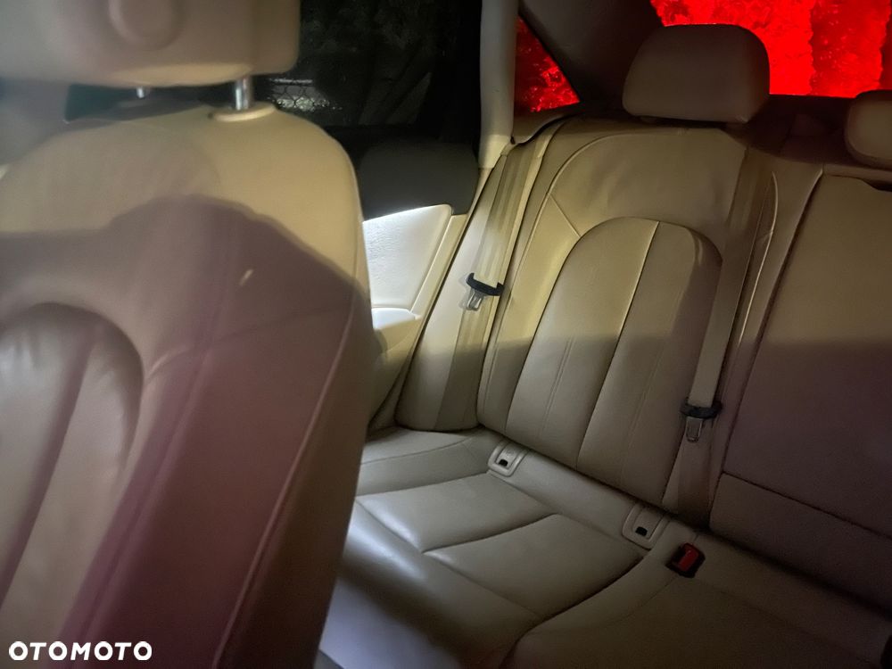 Audi A6 Limousine - 8