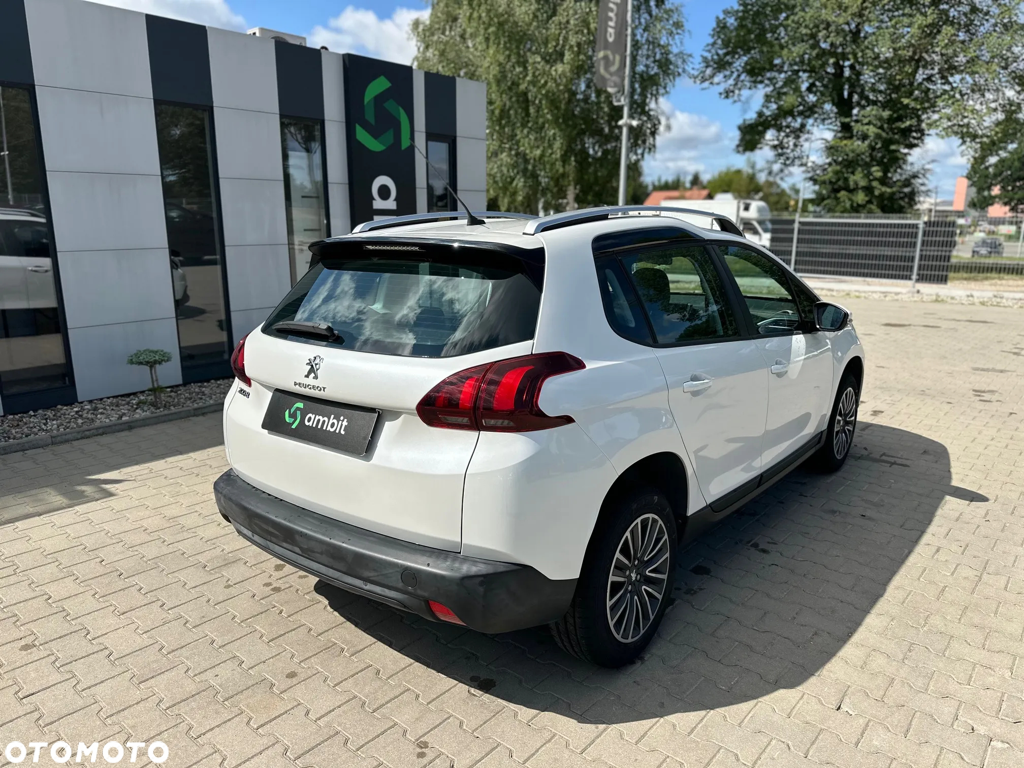 Peugeot 2008 - 7