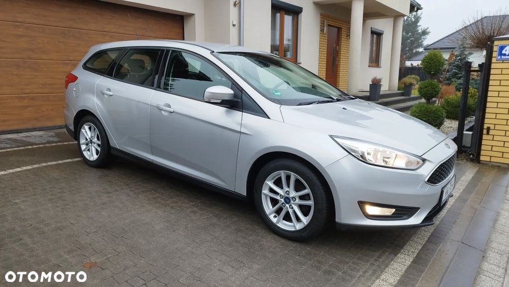 Ford Focus 1.6 TItanium - 9