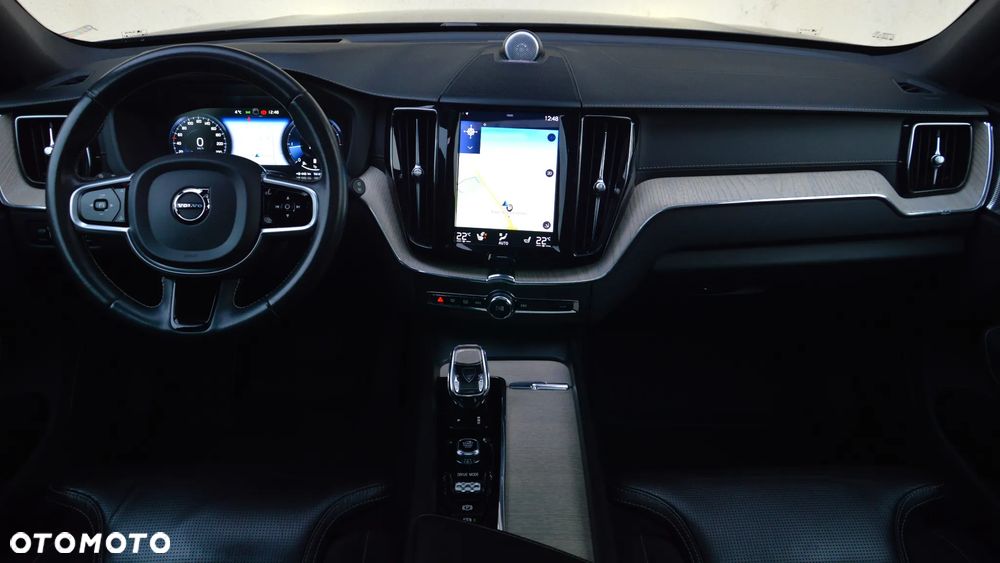 Volvo XC 60 B5 B AWD Inscription - 3