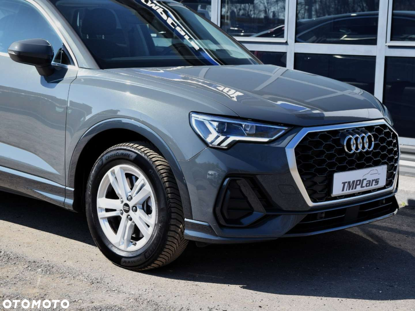 Audi Q3 Sportback - 12