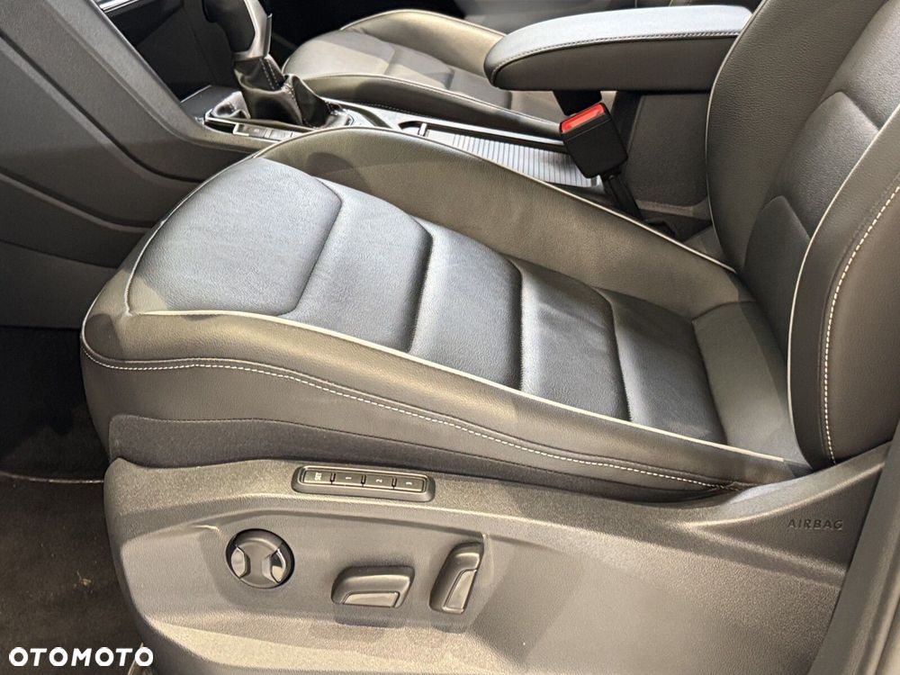 Volkswagen Tiguan - 21