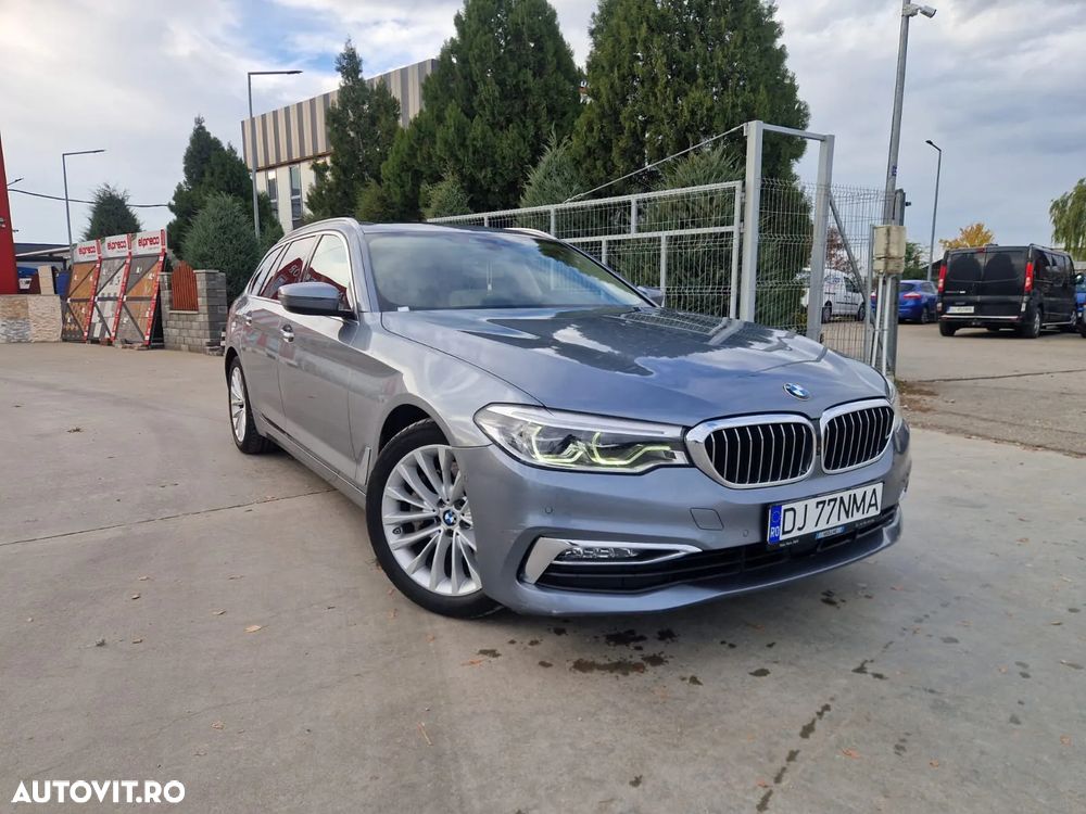 BMW Seria 5 530d Touring Aut. Luxury Line - 1