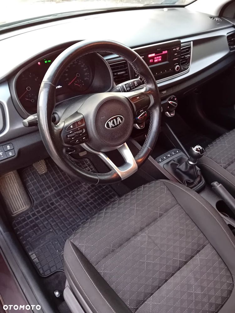 Kia Rio 1.2 L - 28