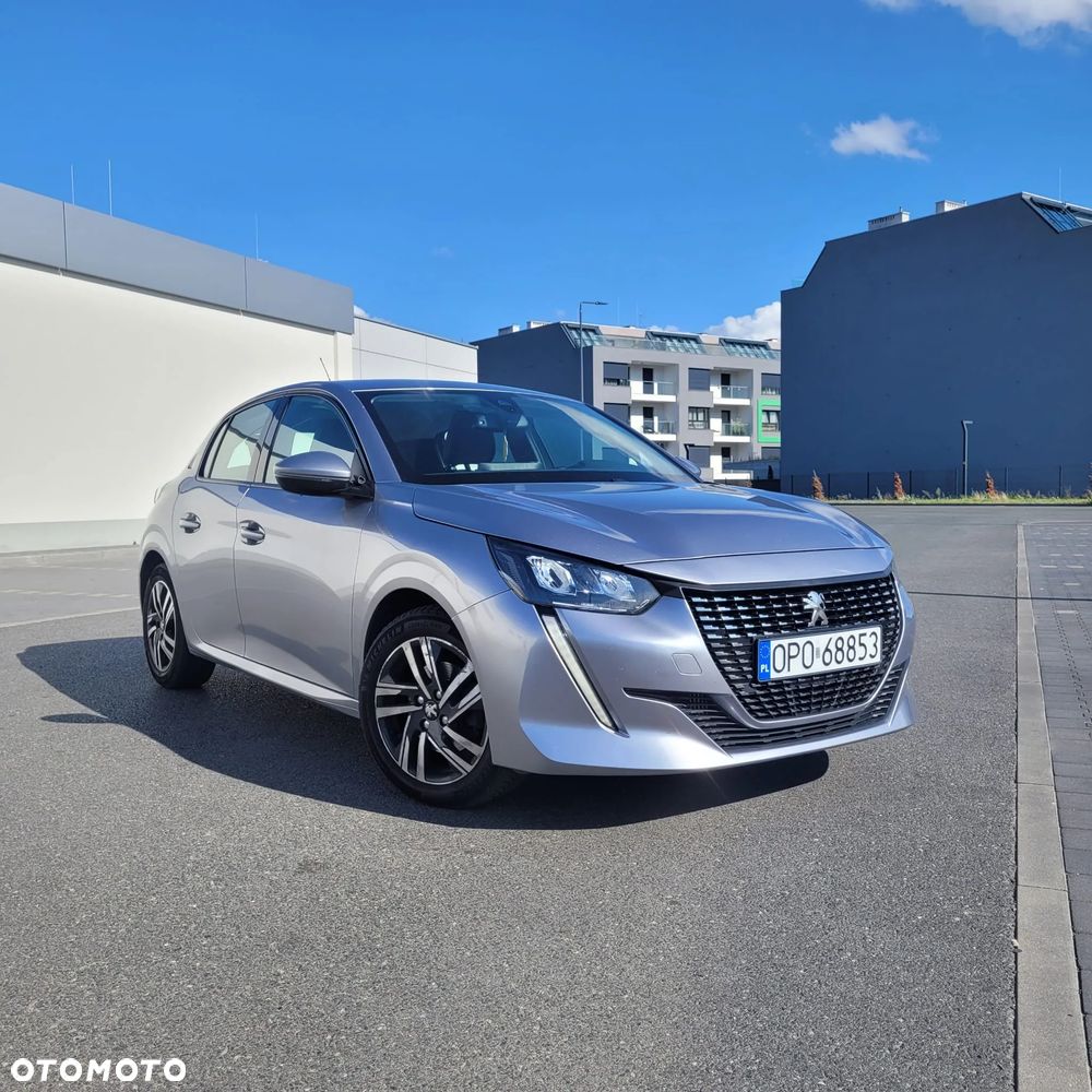 Peugeot 208 - 1