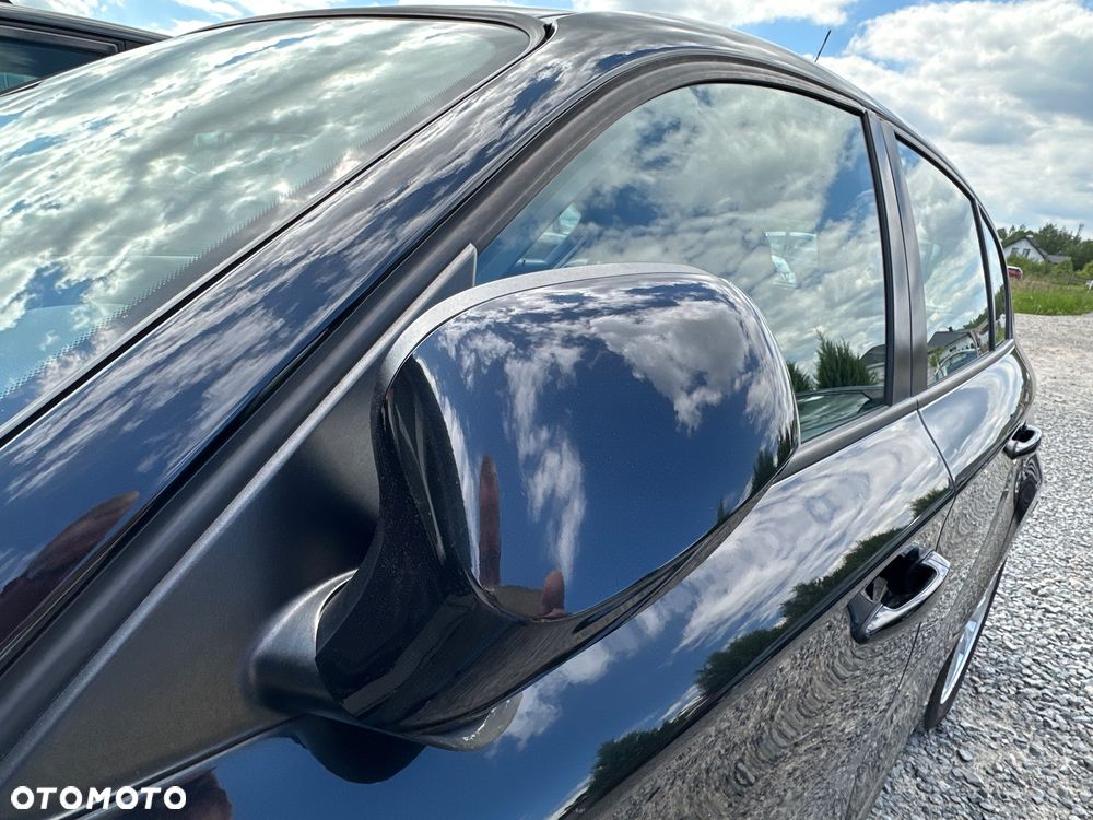 BMW Seria 1 - 30