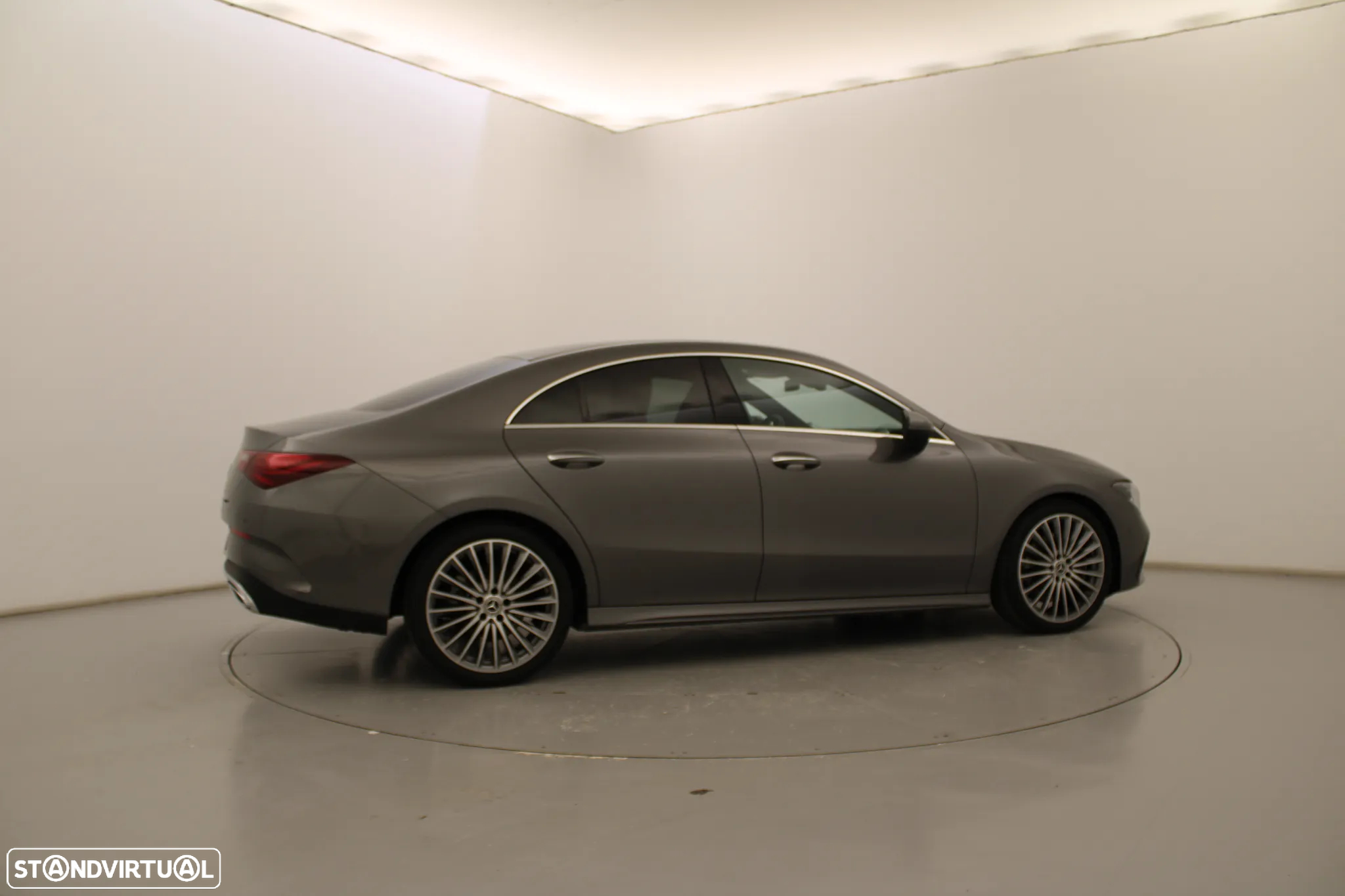 Mercedes-Benz CLA 200 d - 5