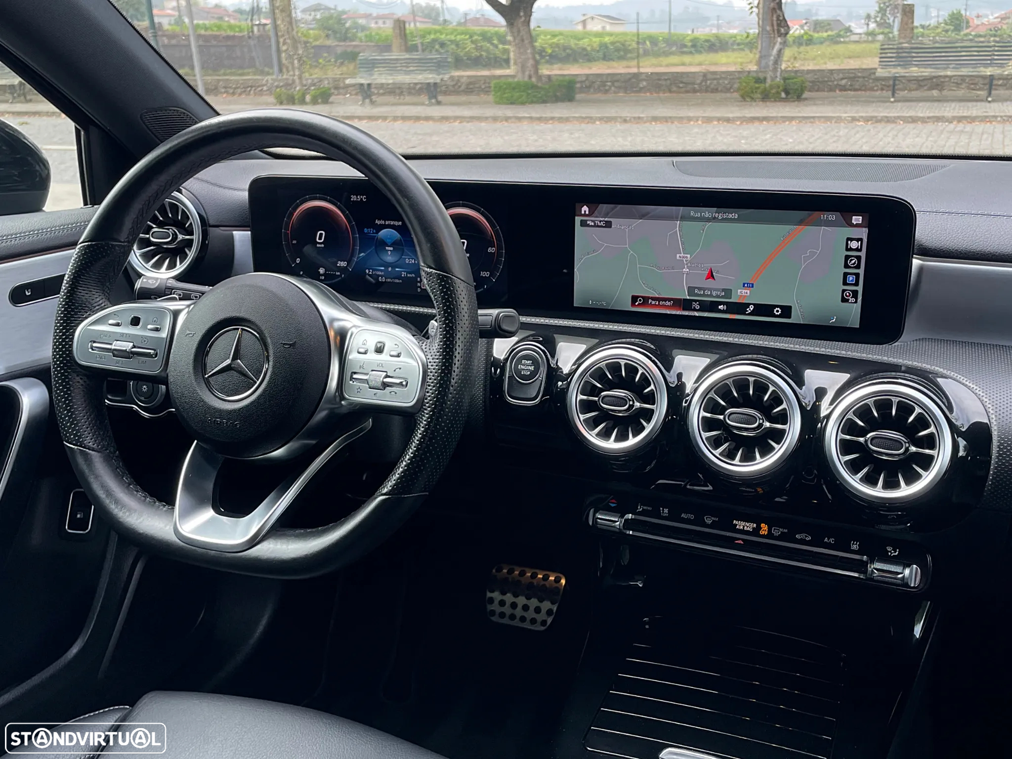 Mercedes-Benz A 250 e 8G-DCT AMG Line - 26