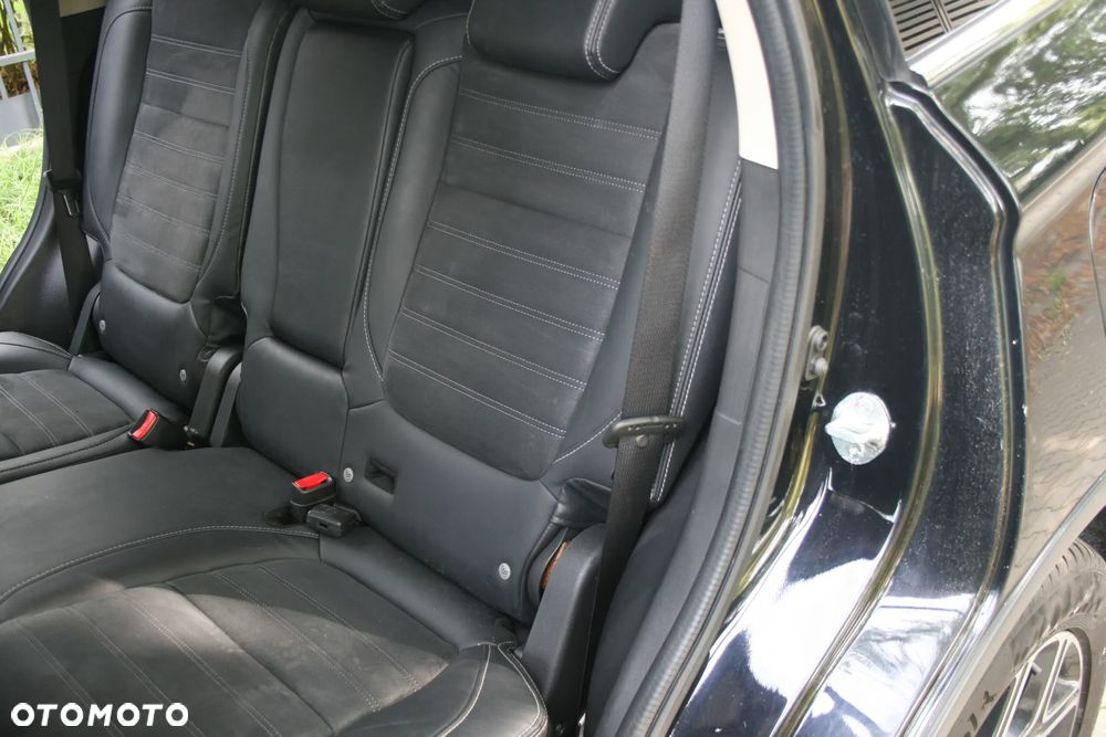 Mitsubishi Outlander 2.2 DID Intense + 4WD - 38