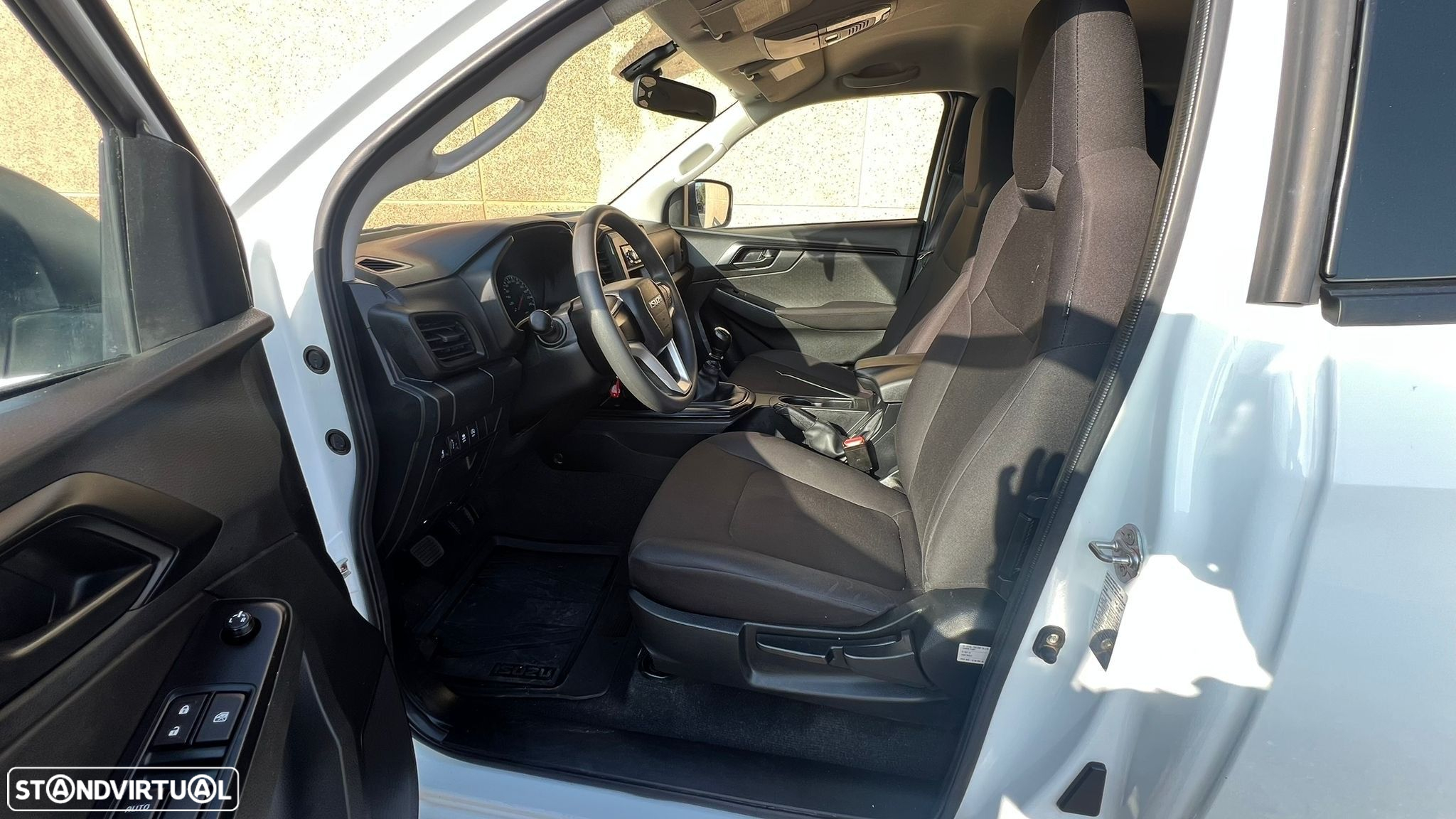 Isuzu D-Max - 6