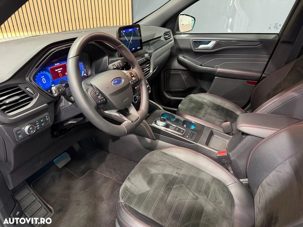 Ford Kuga 2.5 Duratec PHEV ST-LINE X - 13