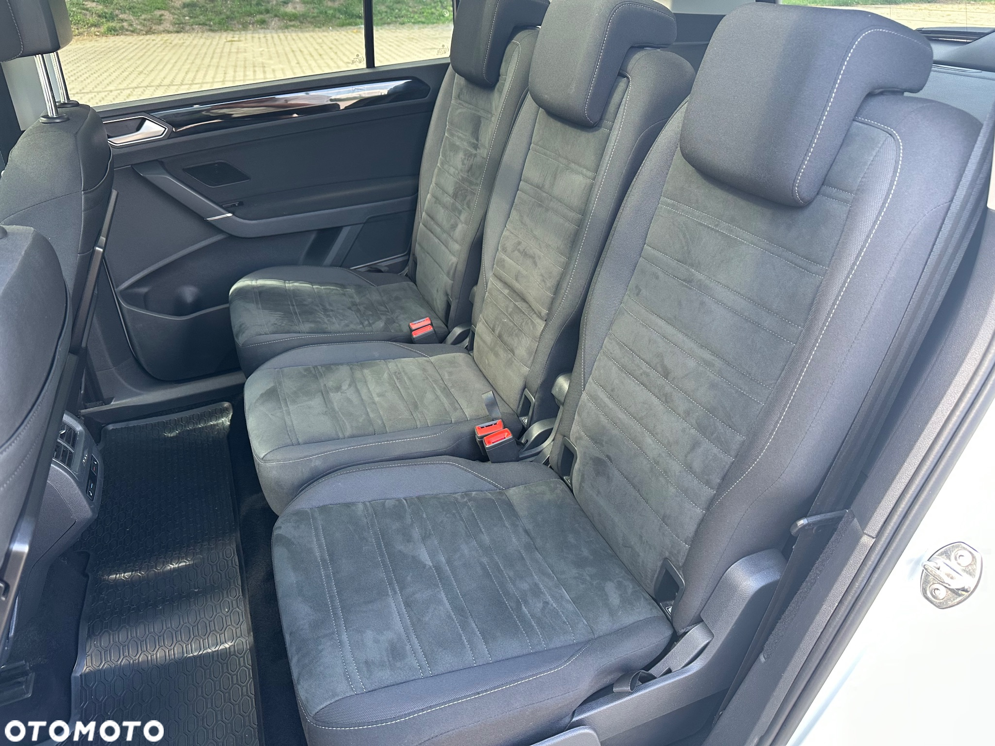 Volkswagen Touran 2.0 TDI SCR DSG Highline - 15
