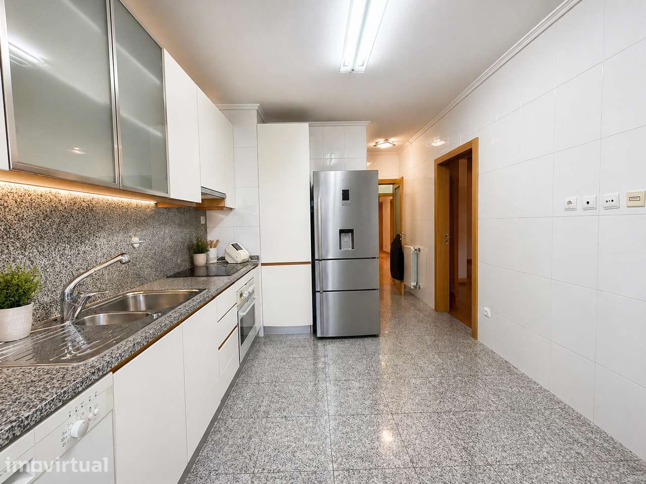 T3 de com Garagem Fechada Metro de Santo Ovídio | Vila Nova de Gaia - Grande imagem: 5/16