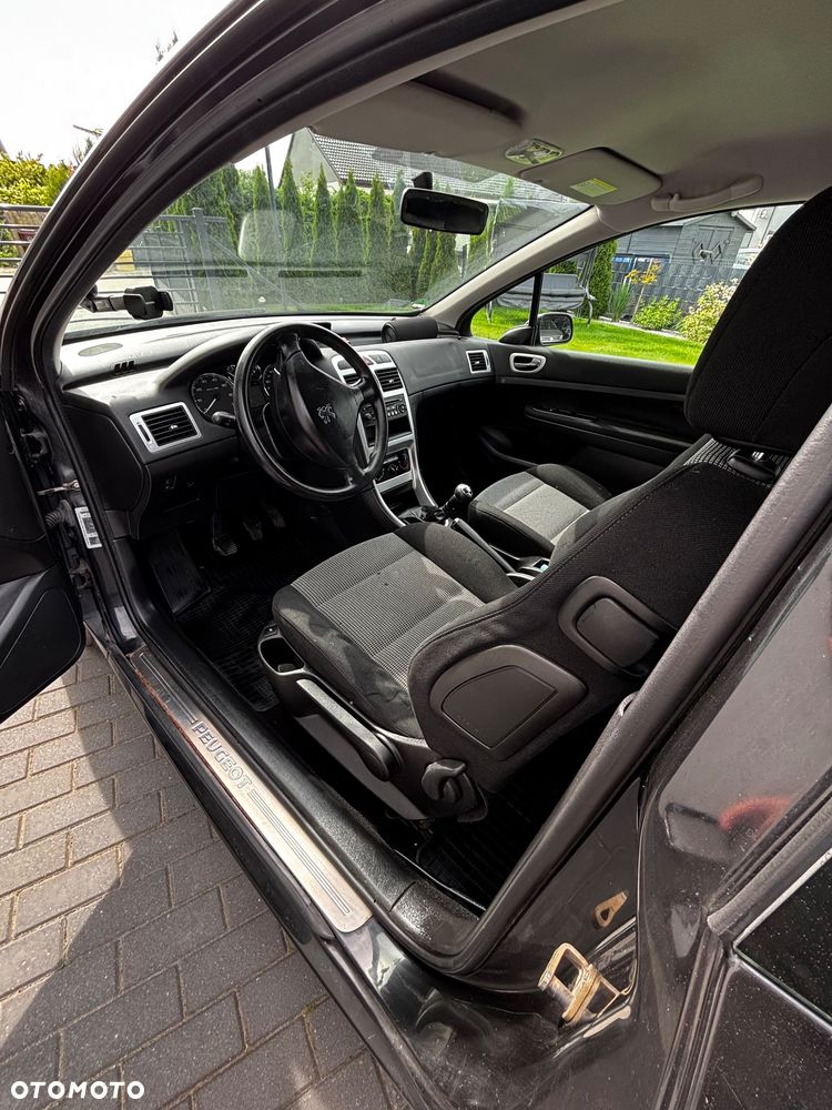 Peugeot 307 - 8