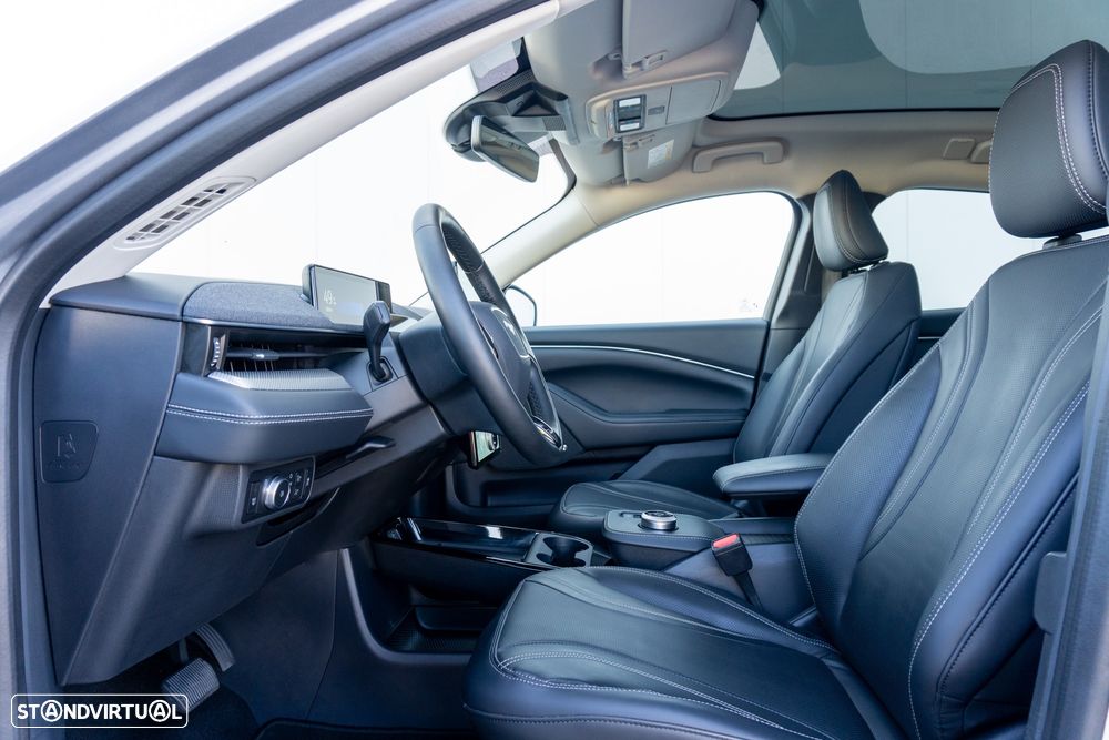 Ford Mustang Mach-E 75.7 kWh Premium AWD - 19