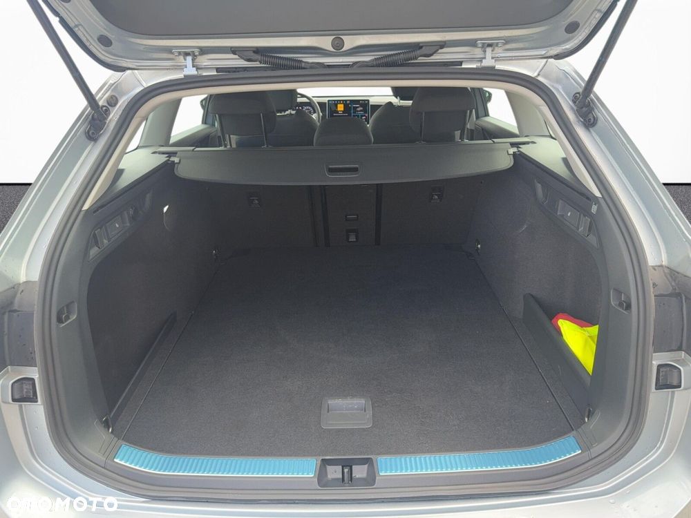 Volkswagen Passat Variant - 33