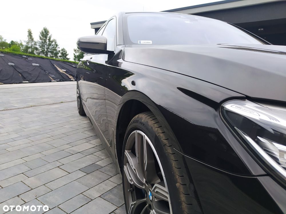BMW Seria 7 M760Li xDrive - 18