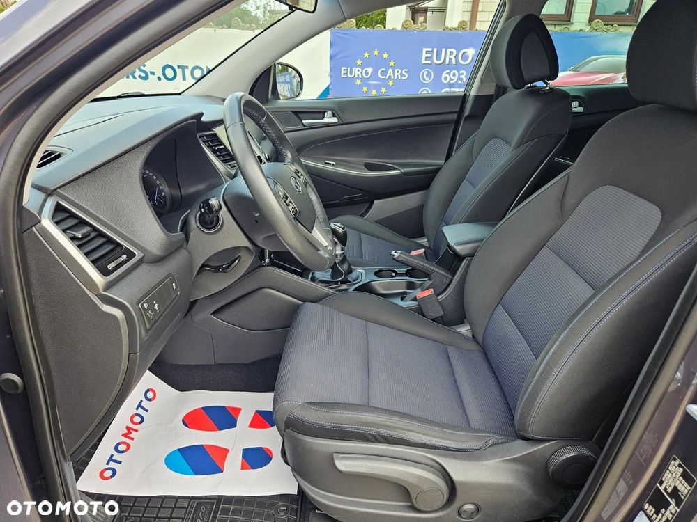 Hyundai Tucson 1.6 GDI BlueDrive Style 2WD - 22