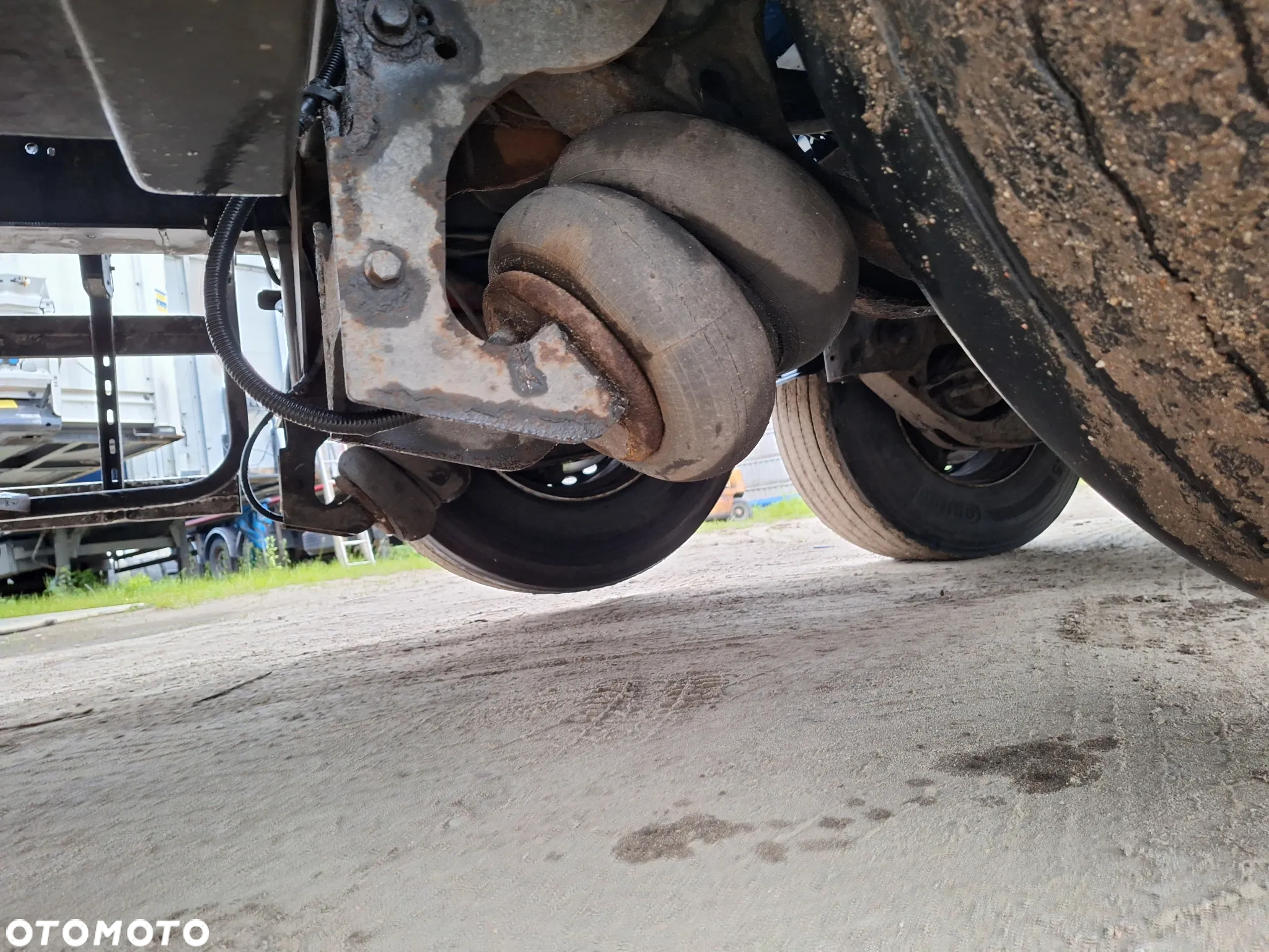 Wielton WYWROTKA 50m3 KLAPO-DRZWI SAF INTRAX TARCZA 5700KG - 23