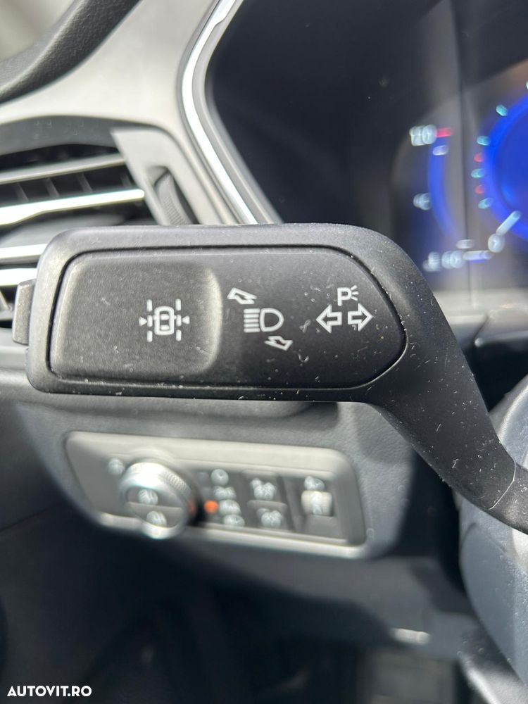 Ford Kuga 2.5 Duratec FHEV AWD Titanium - 34