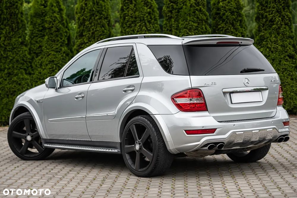 Mercedes-Benz ML 63 AMG 4Matic 7G-TRONIC 10th Anniversary - 25