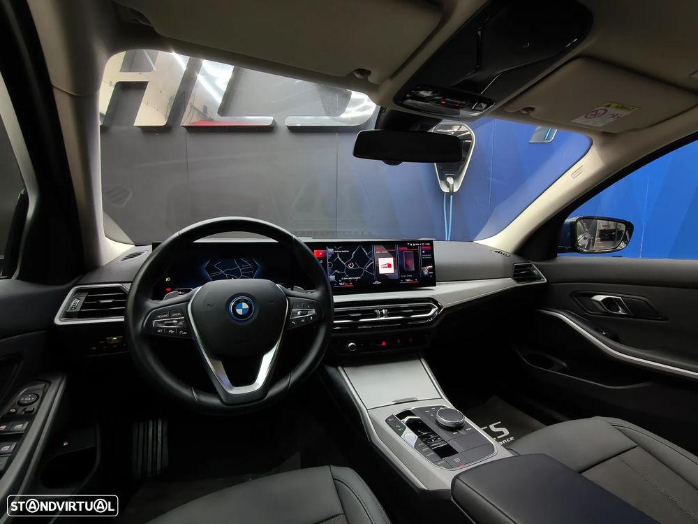 BMW 320 e Aut. Sport Line - 18