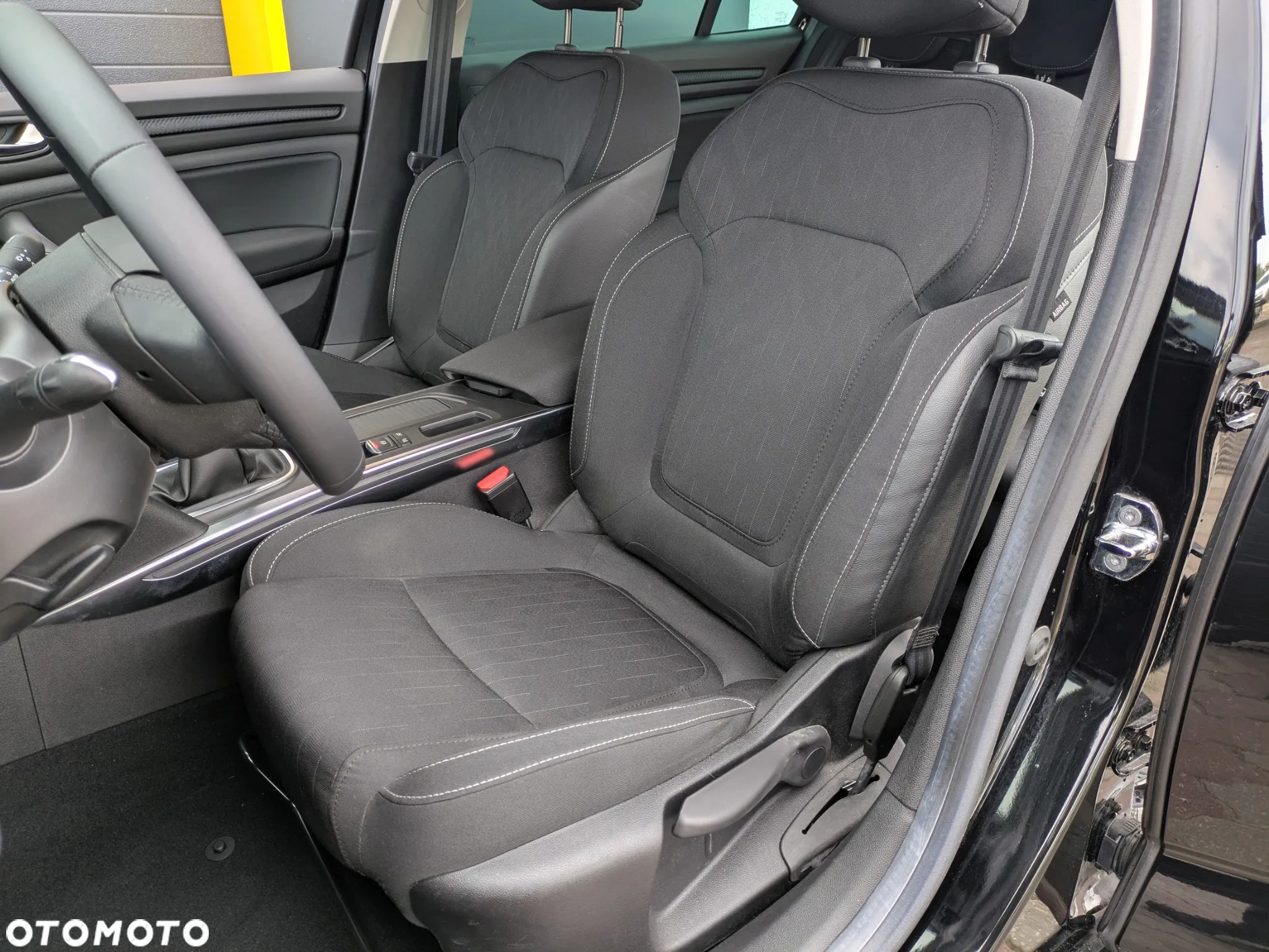 Renault Megane 1.3 TCe FAP Limited - 22