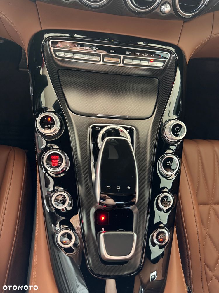 Mercedes-Benz AMG GT S - 19