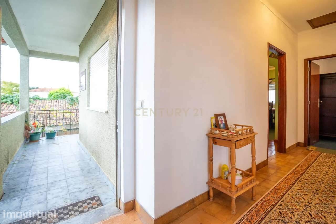 Moradia T2 - C/ extenso terreno - Grande imagem: 4/30