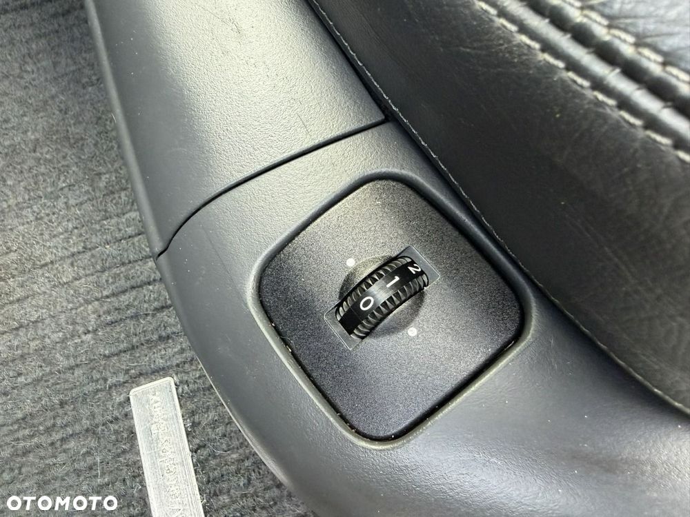 Mercedes-Benz CL - 13