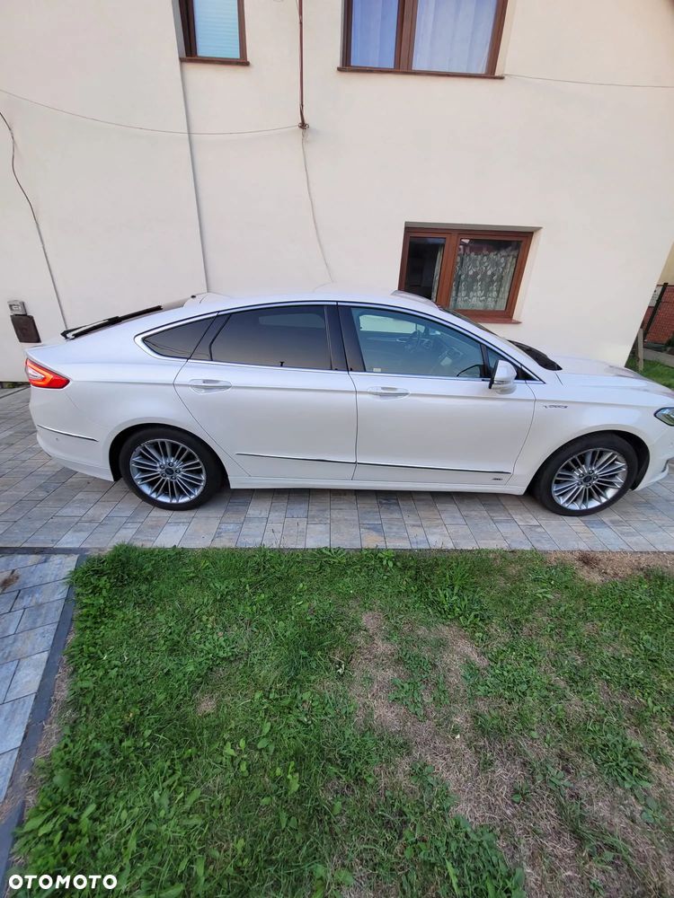 Ford Mondeo Vignale 2.0 TDCi 4WD PowerShift - 4