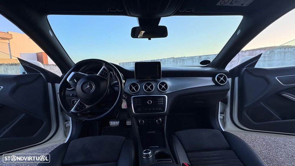 Mercedes-Benz CLA 200 d 7G-DCT AMG Line - 11