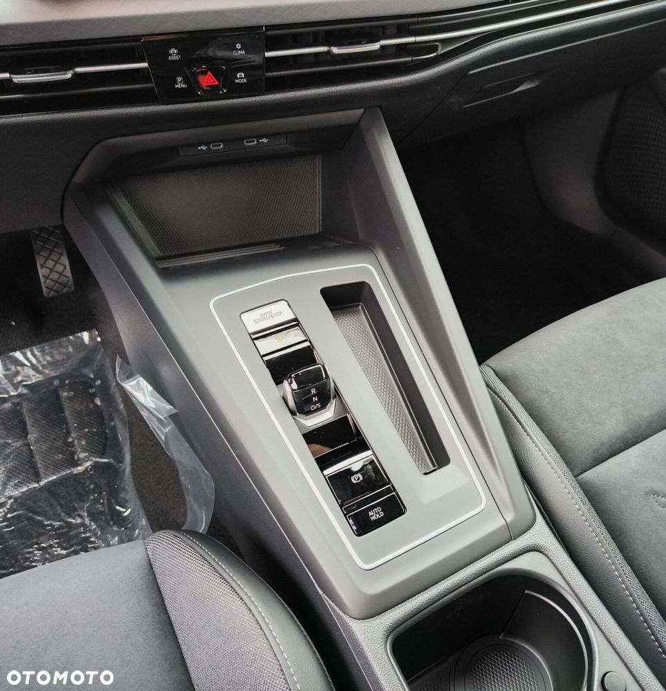 Volkswagen Golf - 16